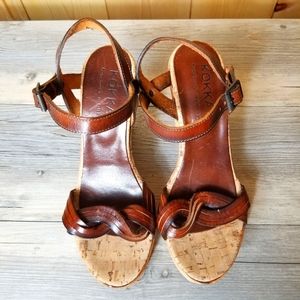 Kokka Leather Handmade Faux Wood/Cork Platform Heel Sandals